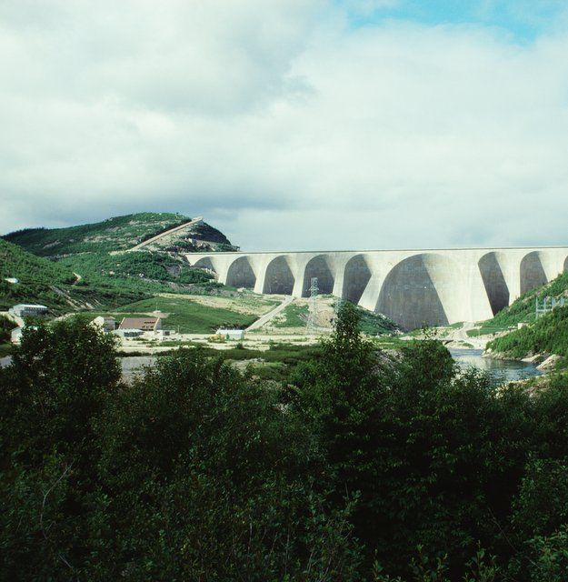 The Cree in James Bay