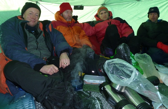 Ragnar_North_pole_tent